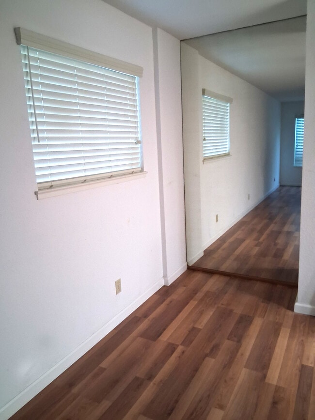 541 Giuffrida Ave Unit 541A Giuffrida Ave