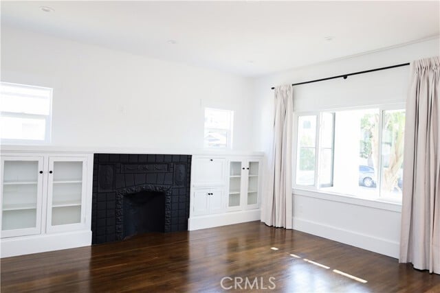 1033 Gladys Ave