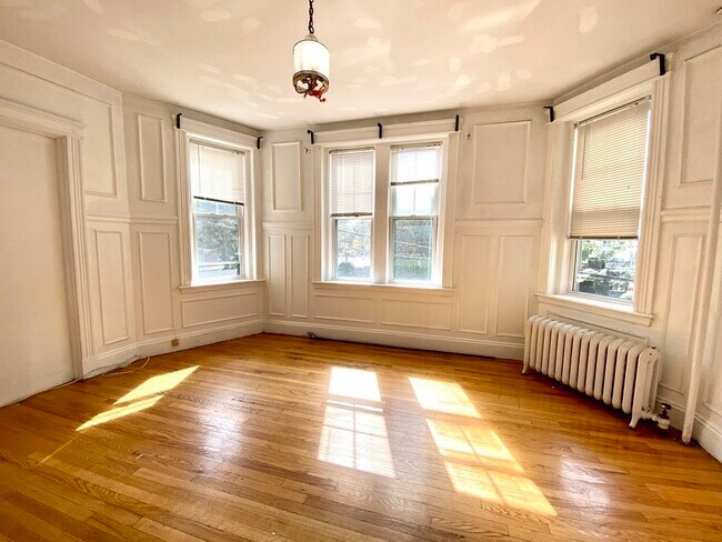 Photo - 30 Babcock St Unit 3