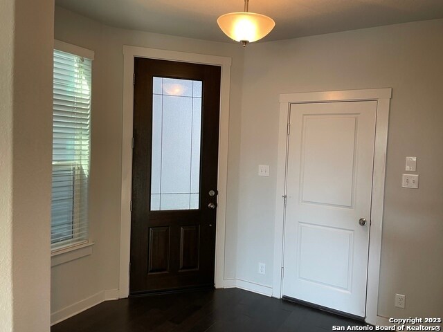 Photo - 7914 Roanoke Run