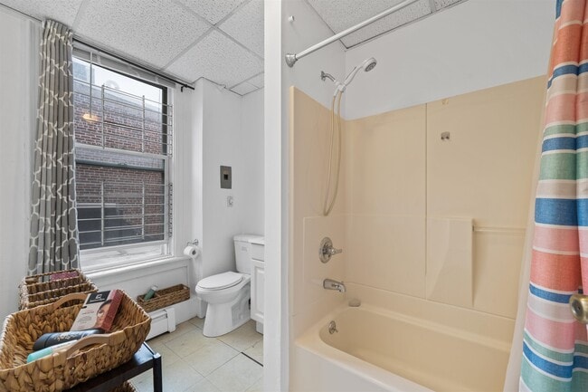 Photo - 138 Wayne St Unit 2