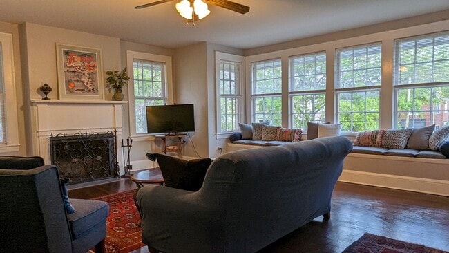 Photo - 2827 Herschel St Unit Apt 2