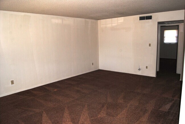 Photo - 200 Douglas St Unit A