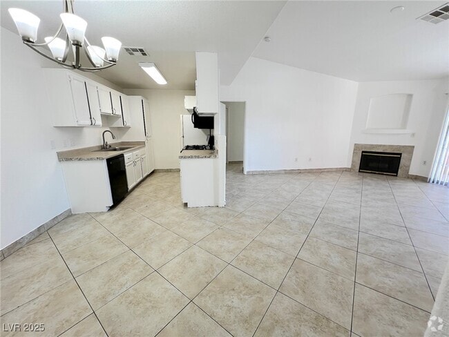 Building Photo - 4730 E Craig Rd Unit 2069 Rental