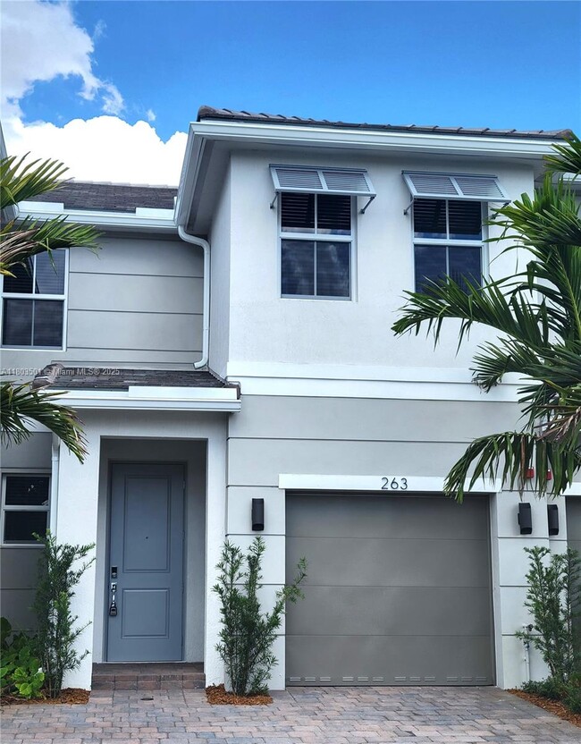 Photo - 263 SW 169th Ln Townhome