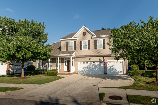 Building Photo - 2076 Queens Point Dr Rental