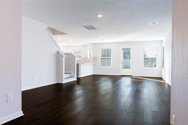 Photo - 623 Ash Mill Dr