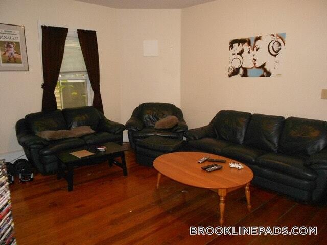 Photo - 127 Brook St Unit 1