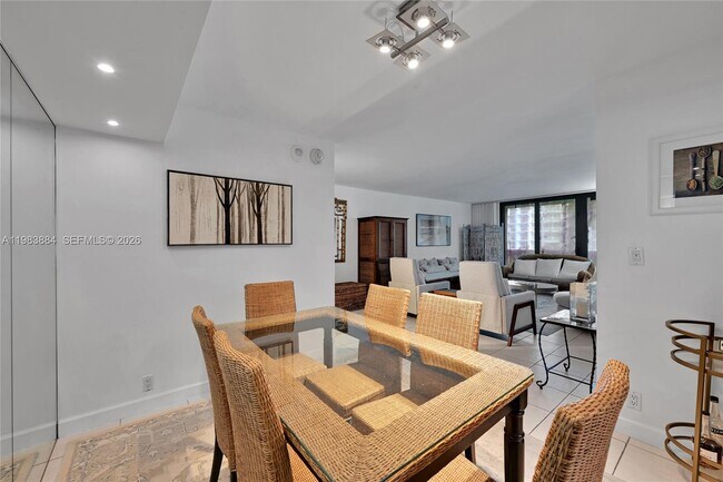 Photo - 1111 Crandon Blvd Unidad C504