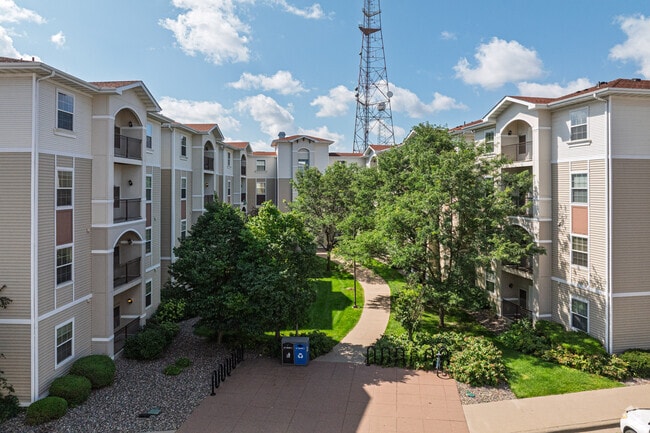 The Pavilion on Berry Apartments