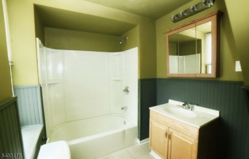 Photo - 295 Franklin St Unit 2