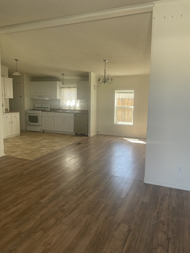 2315 Chico St Unidad 2315 Chico St. unit B