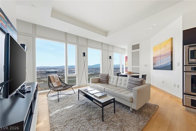 Building Photo - 3750 S Las Vegas Blvd Unit 4001