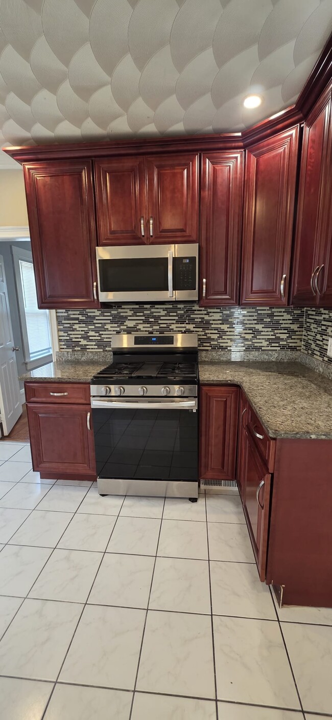 Photo - 194 Howard St Unit #2