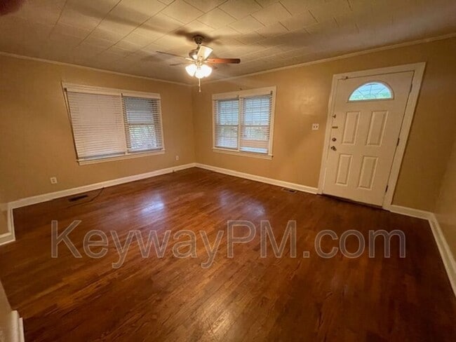 Photo - 3517 Trolley Line Rd