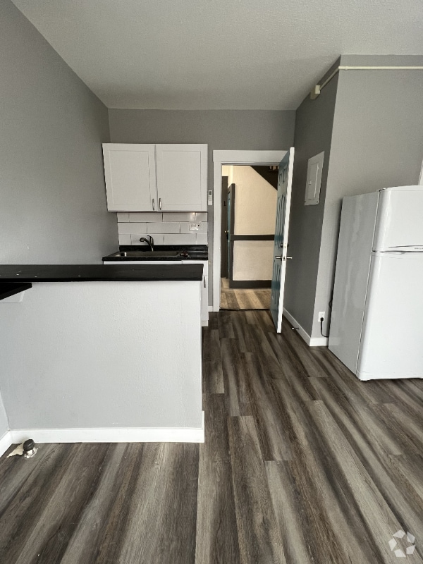 Building Photo - 1213-1219 12th St Rental