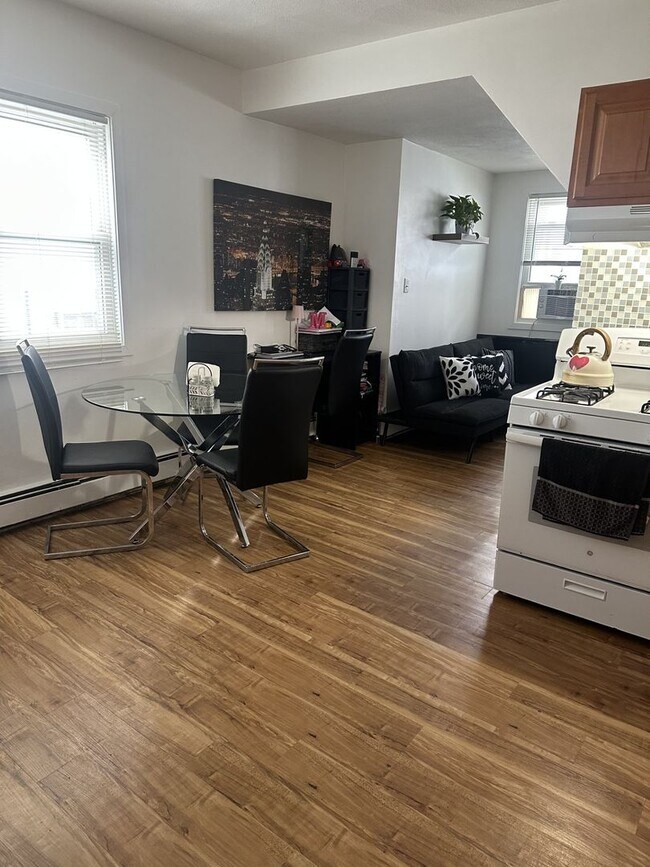 Photo - Walnut Avenue Investment LLC Unidad 136-3