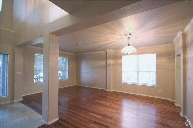 Building Photo - 1616 Chasewood Dr Rental