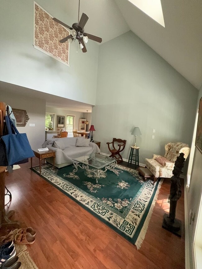 Photo - 408 Mitchell Ln