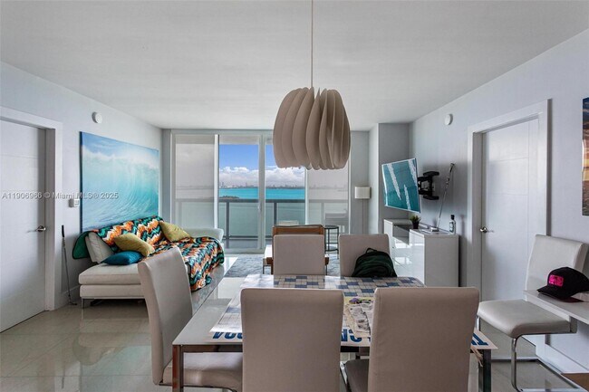 Photo - 1800 N Bayshore Dr Unidad 1807