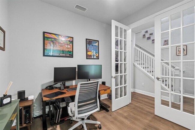 Photo - 213 S Albany Ave