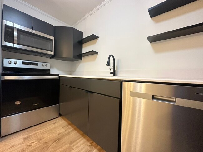 Photo - 4609 Brockton Dr