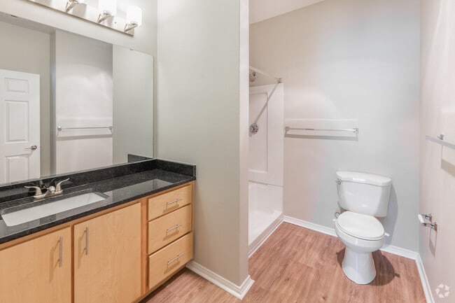 2BA, 2BA - 1055SF