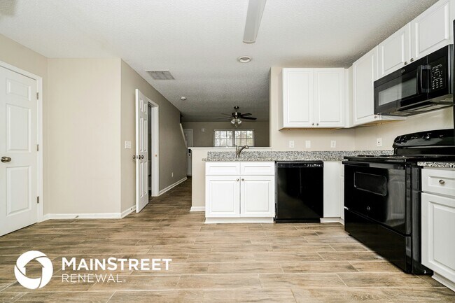 Photo - 304 Lauren Way