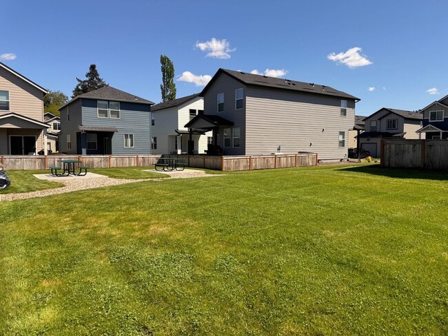 Photo - Three bedroom home built in 2021 - With Air Conditioning