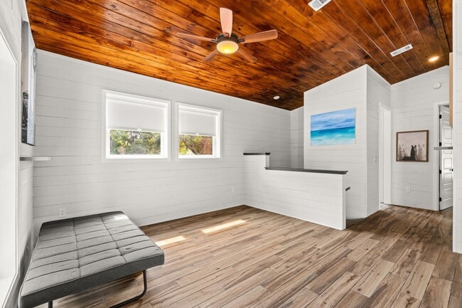 Photo - 52 Long Leaf Cir