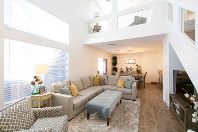 Photo - 15550 N Frank Lloyd Wright Blvd