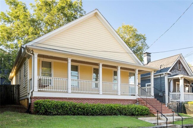 Building Photo - 523 Irwin St NE Rental