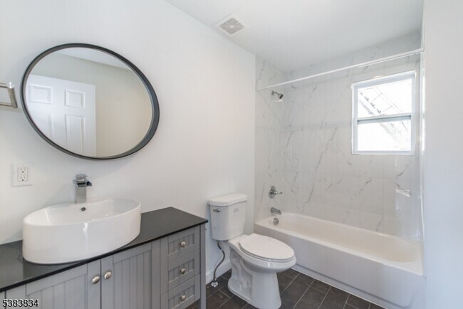 Photo - 17 Jersey St