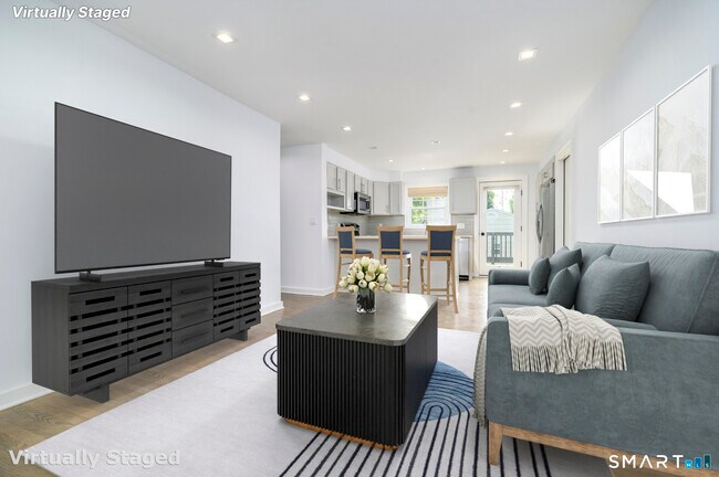 34 Pine Hill Ave Unit 1st floor