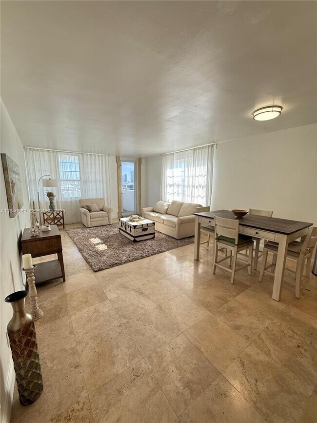 Photo - 100 Lincoln Rd Unit 1111