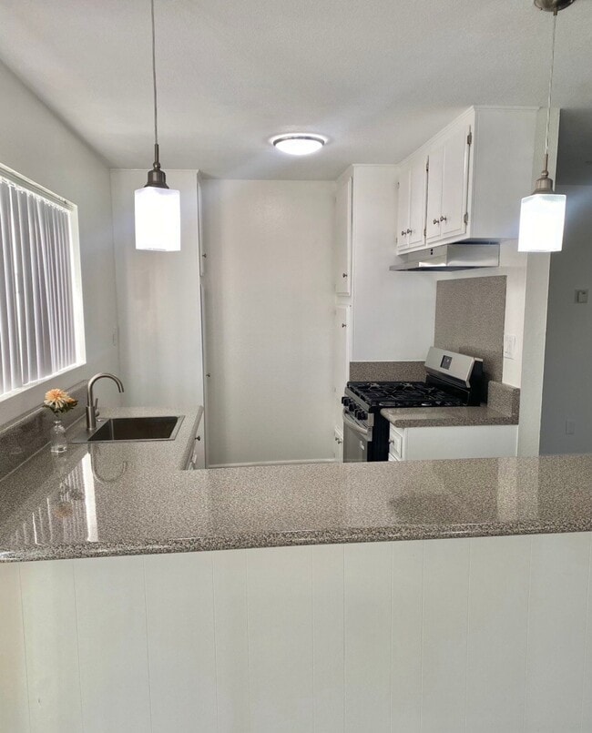 9858 Acacia Ave Unit 9836 Acacia ave apt C