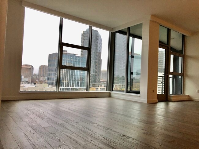 Building Photo - 188 Bellevue Way NE Unit 1102 Rental