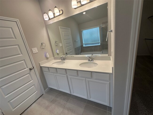 Photo - 3435 Dry Creek Dr