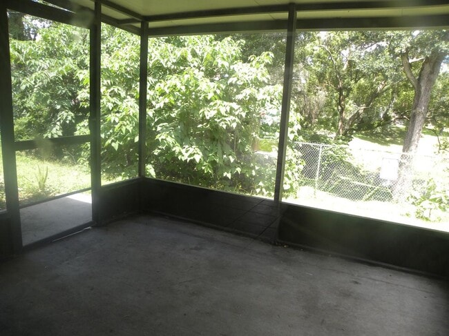 Photo - 4966 Sanoma Village