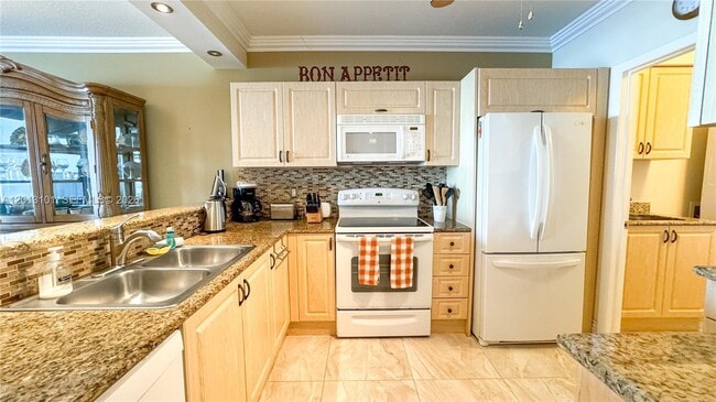 18100 N Bay Rd Unit 1106