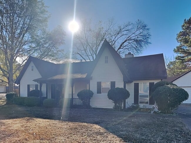 Building Photo - 4339 Crimson Leaf Cove