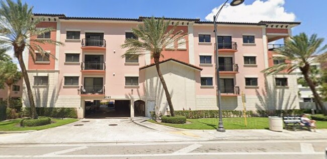 Building Photo - 4241 N Ocean Blvd Unit 201 Rental