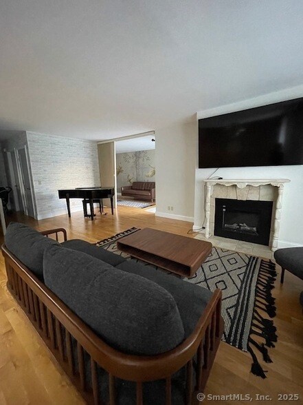 Photo - 69 Harbour Close