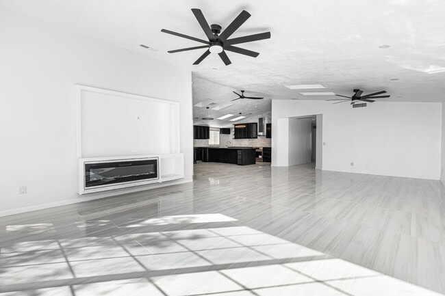 Photo - 4401 W McRae Way