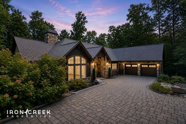 Building Photo - 2 Cherokee Orchard Ct