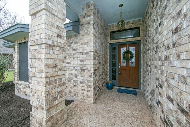 13102 Villa Park Dr