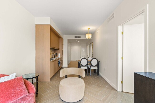 2700 NW 2nd Ave Unit SI FL6-ID1559805P