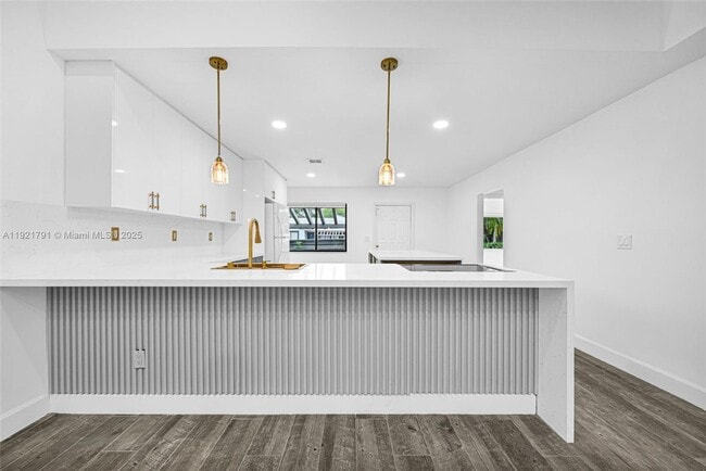 Photo - 453 Lakeview Dr