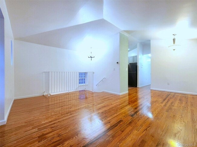 Photo - 3080 Middletown Rd Unit 2nd Floor