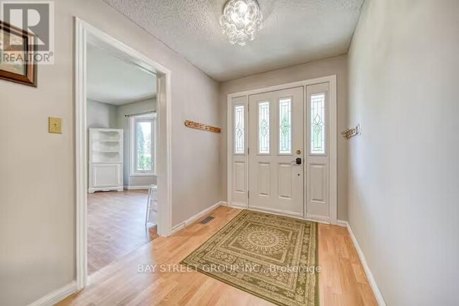 Photo - 27 Gladiola Ct